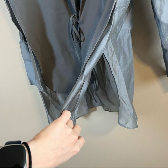 ✨ Two Twin Style Gray Sheer Long Sleeve Top Large - Picture 5 of 14